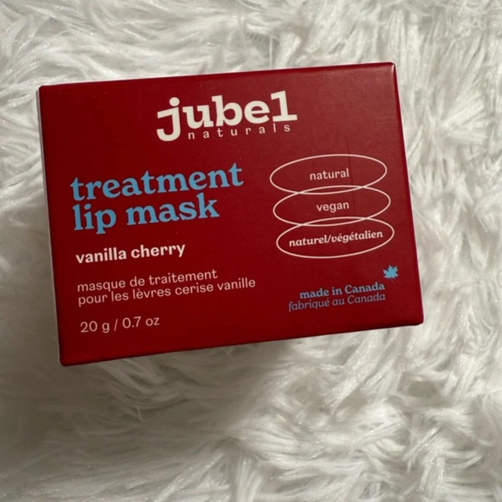 NIB JUBEL VANILLA CHERRY LIP TREATMENT MASK NIB